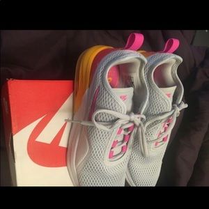 Nike AirMax Motion 2 size 7